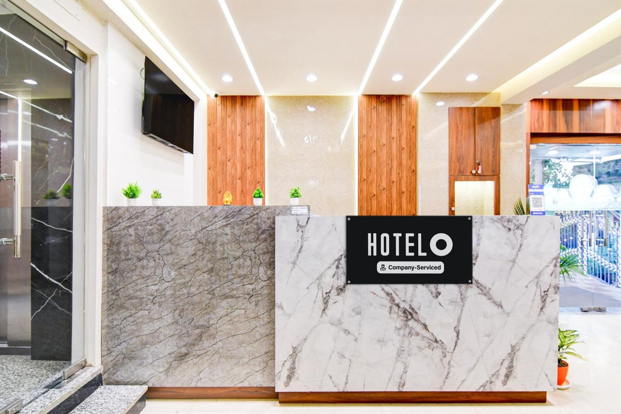 Super Townhouse Kaikhali Near Airport Hotel Kolkata