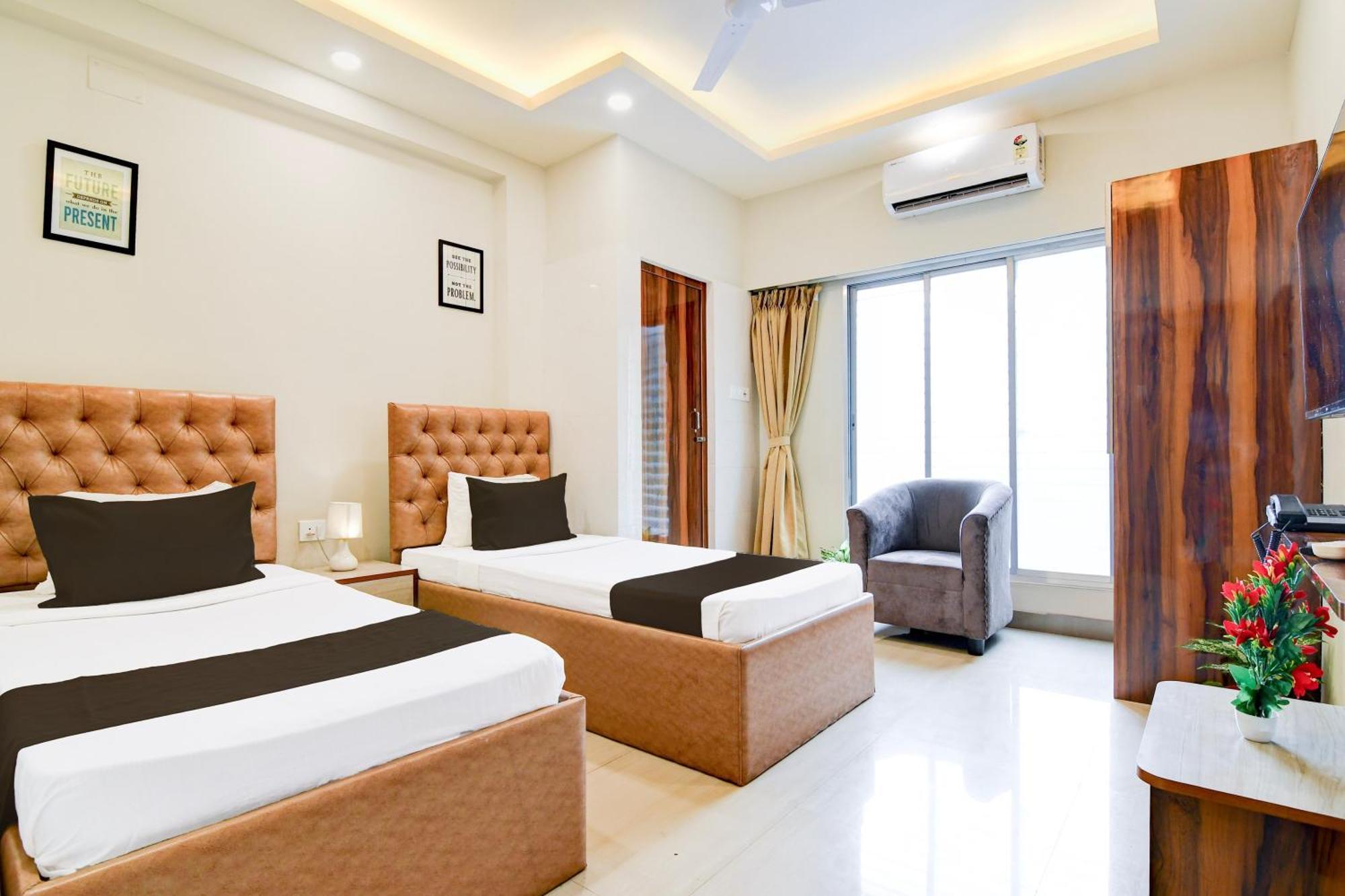Super Townhouse Kaikhali Near Airport Kolkata